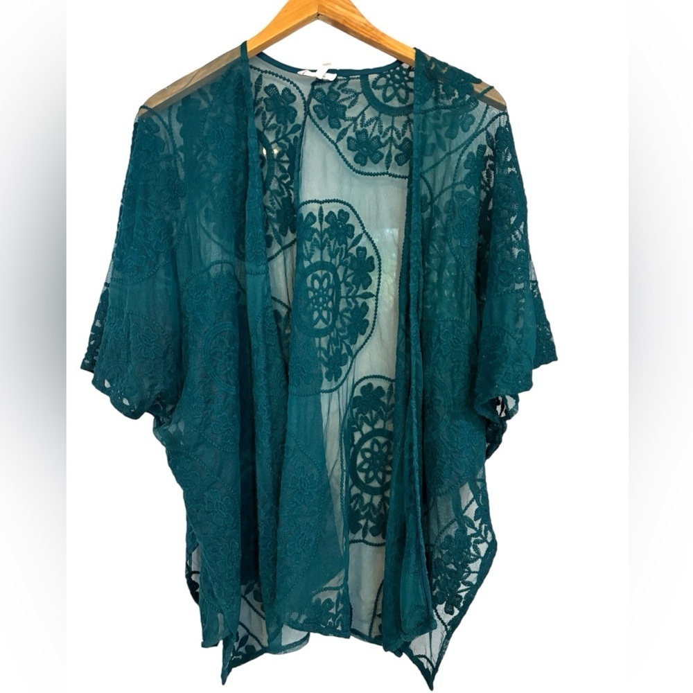 Maurice’s Floral Lace Kimono